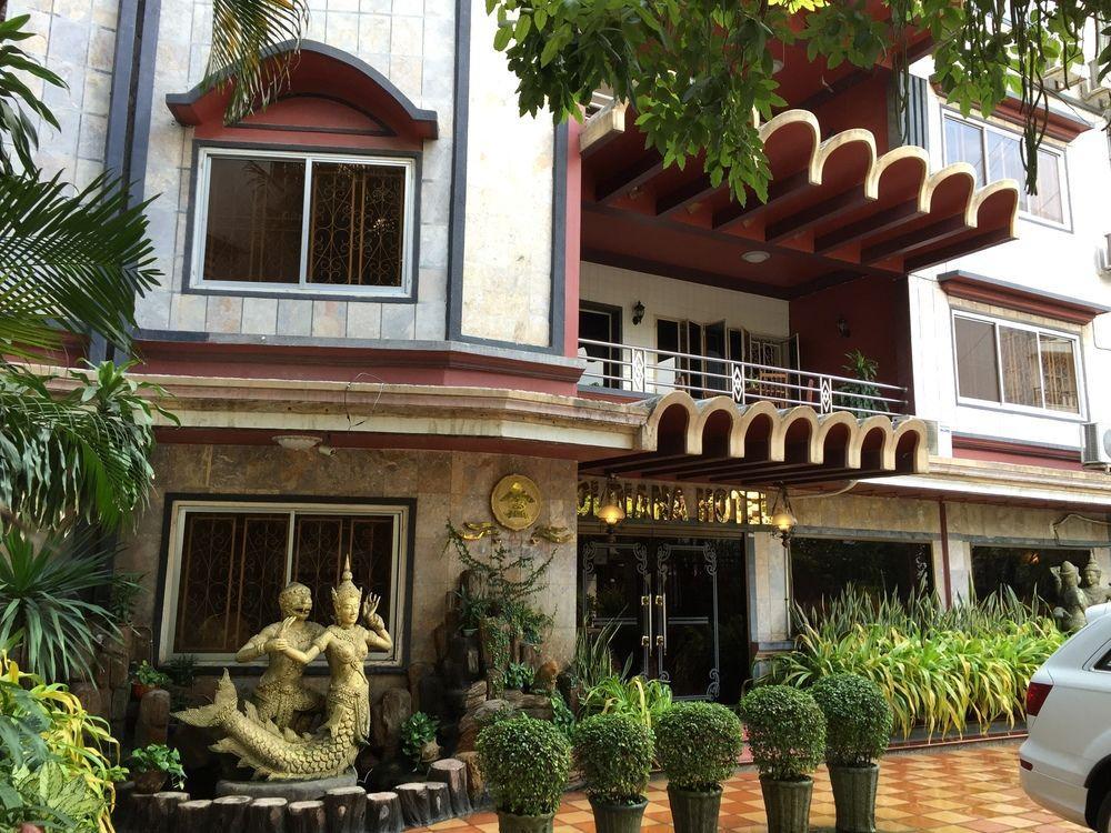 Goldiana Hotel Phnom Penh Exterior photo
